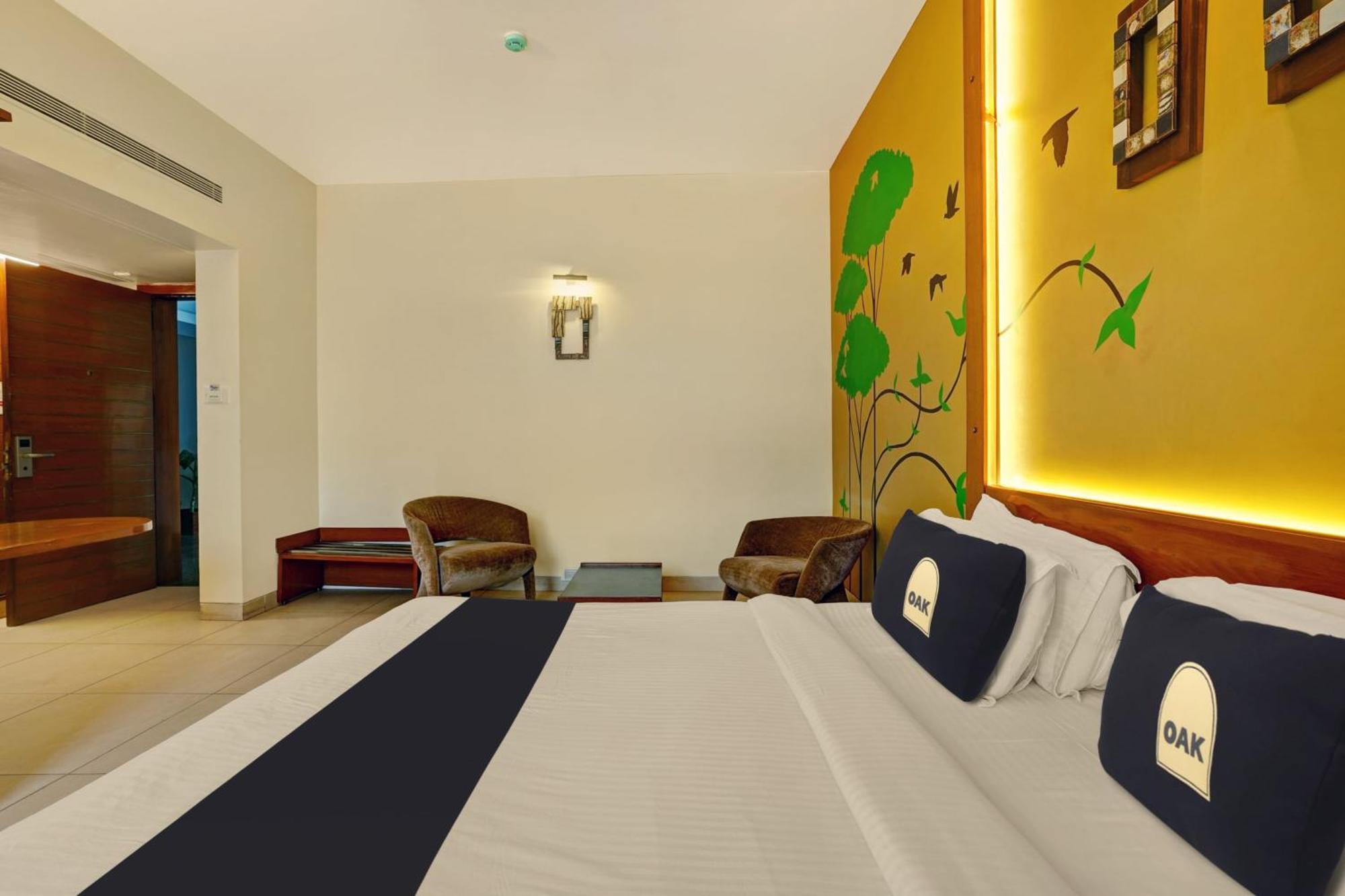 Astra Hotels & Suites - Marathalli Бангалор Экстерьер фото